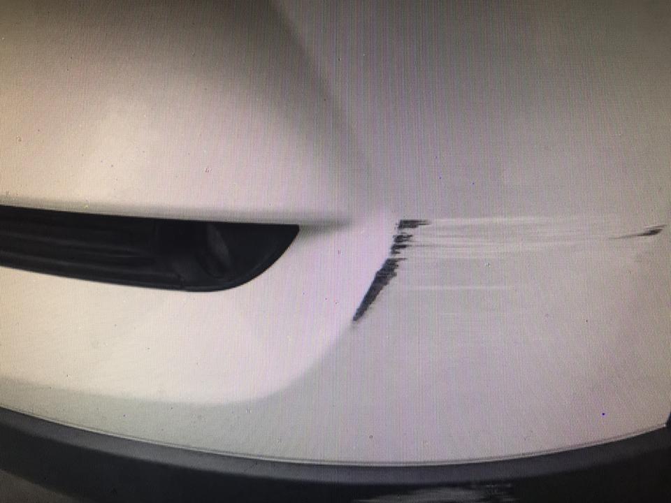 马自达cx-5-买了cx5提车两个月，今天蹭到了墙，很心痛。。补漆笔好不好用，有大神帮忙看看怎么处理？