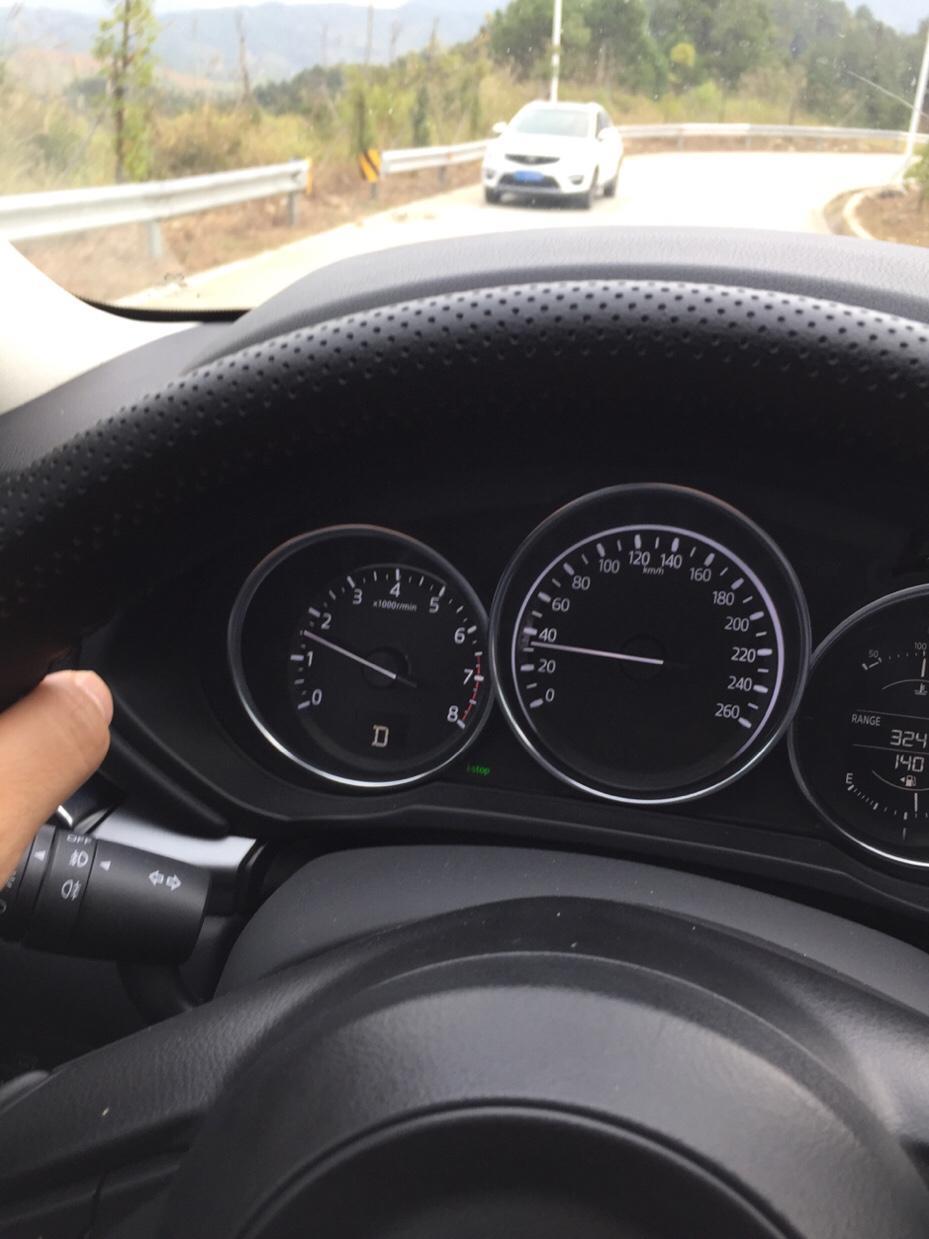 我想问 为什么马自达cx-5下坡时踩刹车然后放刹车、油门自己会加上去平路点刹的时候油门也会上加动力声就卡在那里了过一下就下降了、这样现象是正常的
嘛