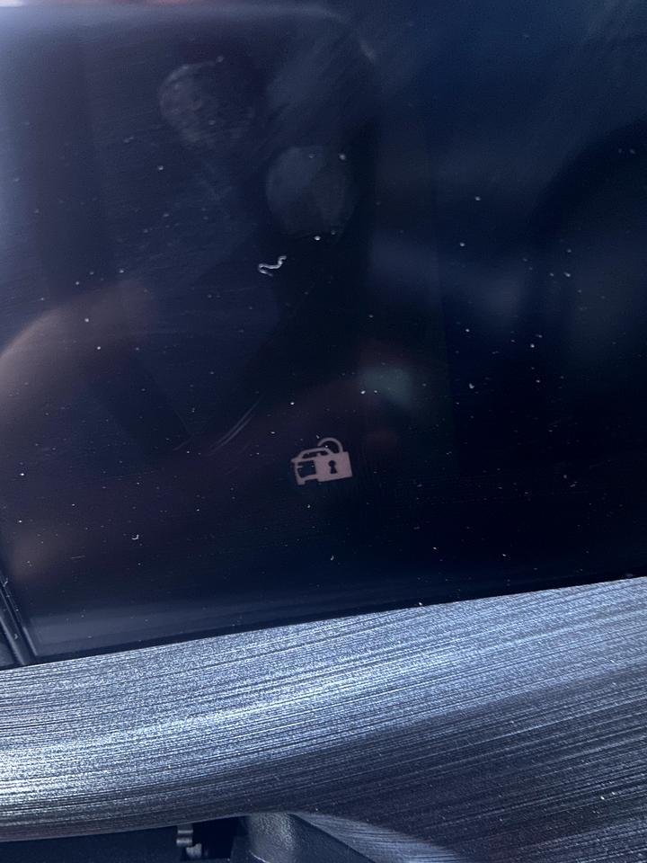 长安cs55 plus-一灭车就出现这个灯，着车没有，什么意思怎么办啊