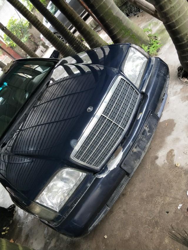 奔驰s级-大家看看这是什么车   好多年的   求解