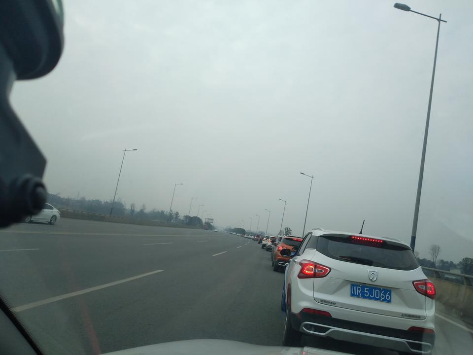 宝骏510-510有多少人在高速行驶中遇到过突发的噪音，挺吓人的，只有关了中控在服务区休息几分钟重新启动就又好了，什么情况