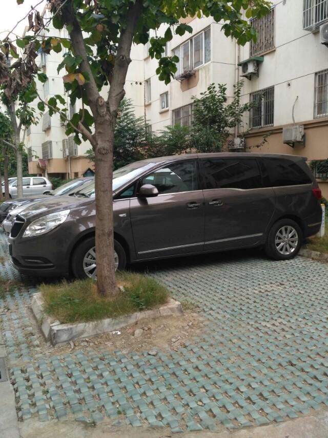 宝骏510-新车多少公里后要换机油？