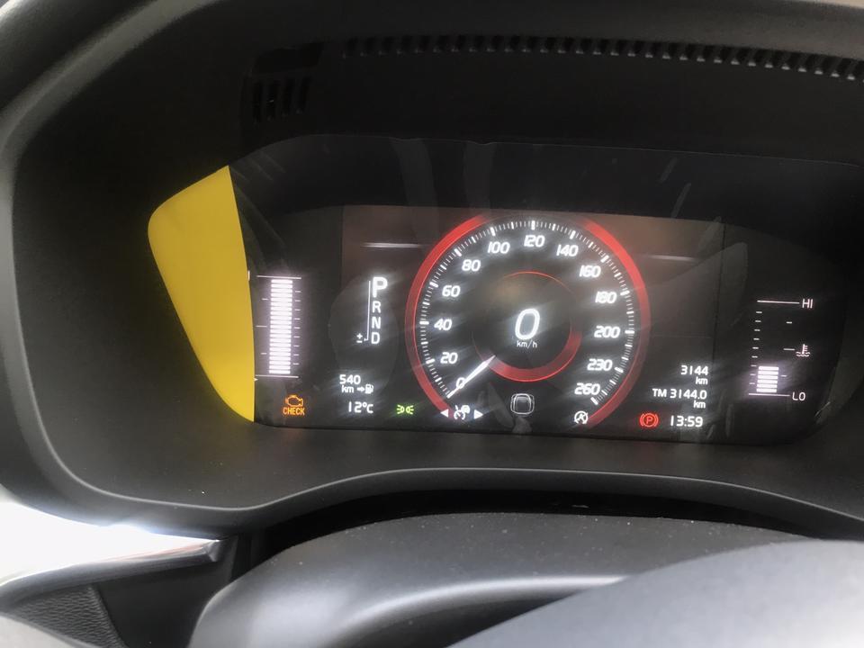 沃尔沃xc60-才3千多公路、发动机故障灯怎么会亮了！求解！4S店春节放假了
