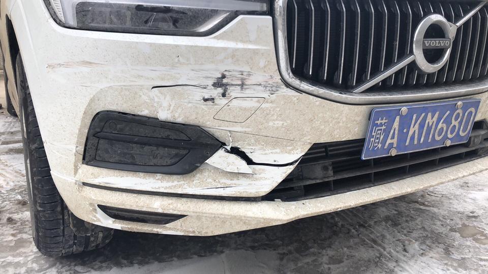 19款沃尔沃xc60 这个如何修才好呢？价格多少？
