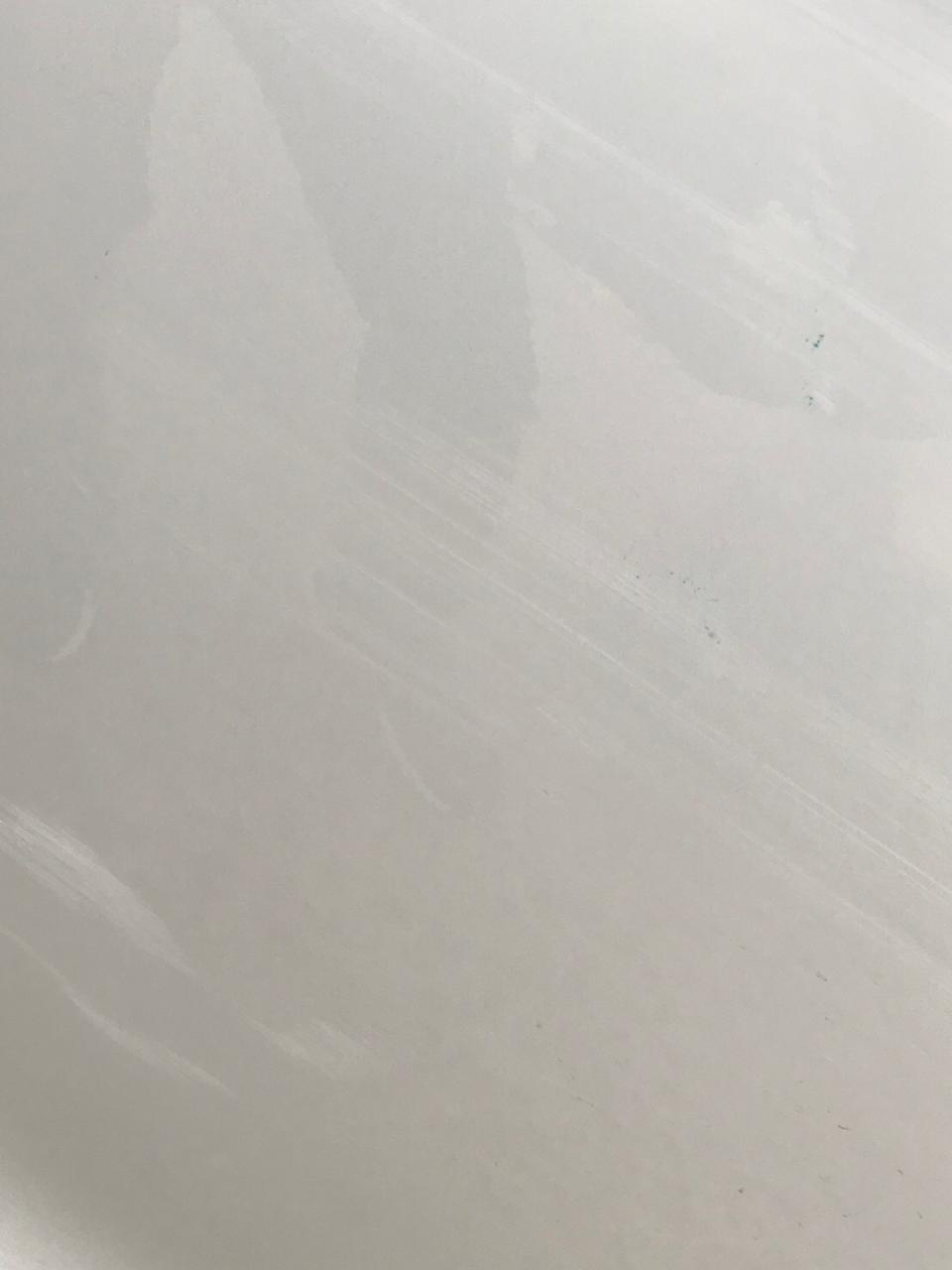 17款名图原车漆是几层漆，今天车子右后门刮蹭了一下，去修理店，修车师傅说车漆看着好像喷过、我刚提车一个月，想请专家帮我解答一下！