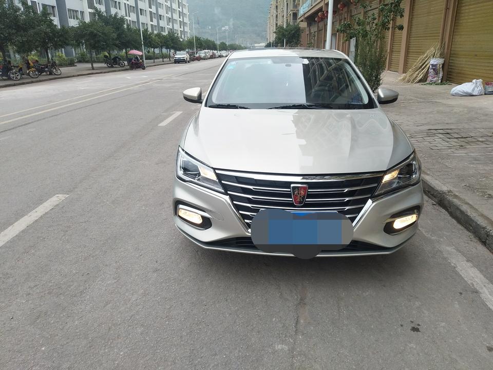 荣威i5-大灯不亮是怎么回事，配图手动开起，自动大灯根本不行，10个月的车i5