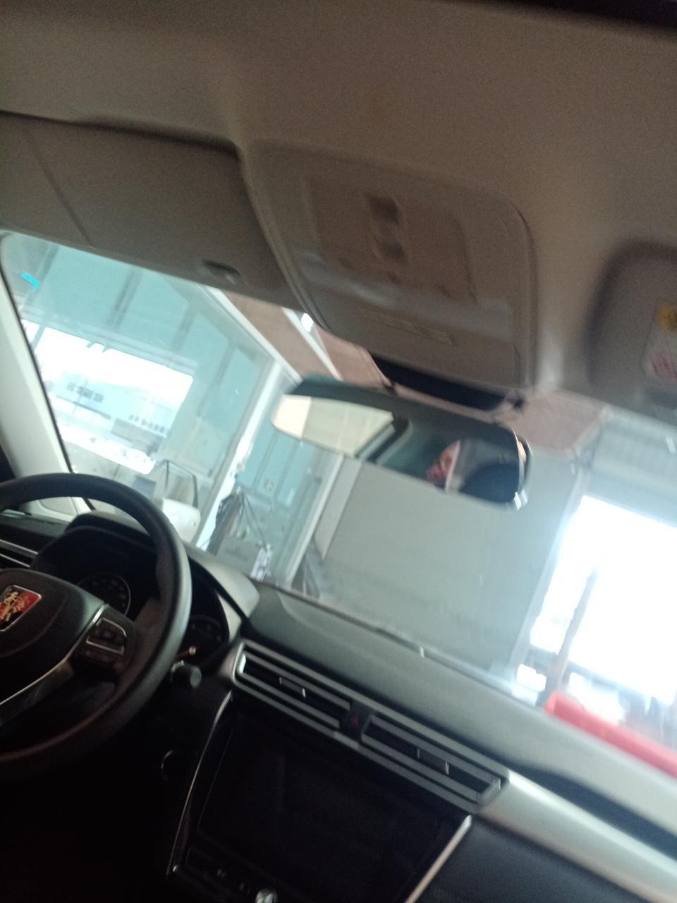 荣威i5-我车变速箱异响，厂家不给出理，打投电话没用，跑4s不下十趟，现在4s都不想管了，爱理不理的，我把他们大门堵了都不顶事，该怎么维权，望车友告知一下