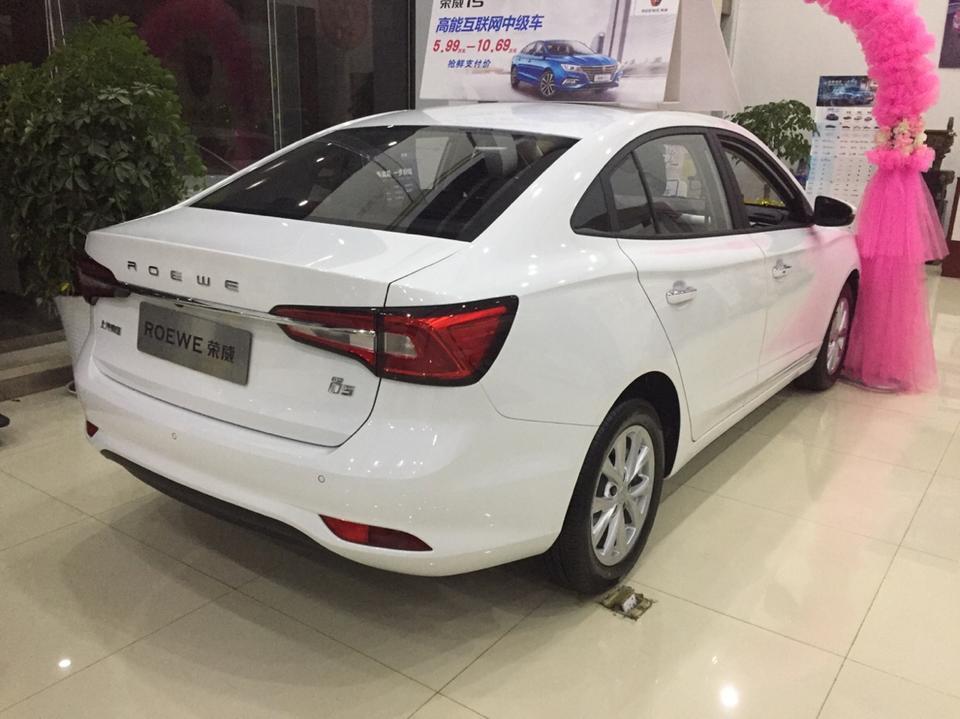 最近在纠结荣威i5  吉利全新帝豪  长安逸动  科沃兹这四款车，不知怎么选