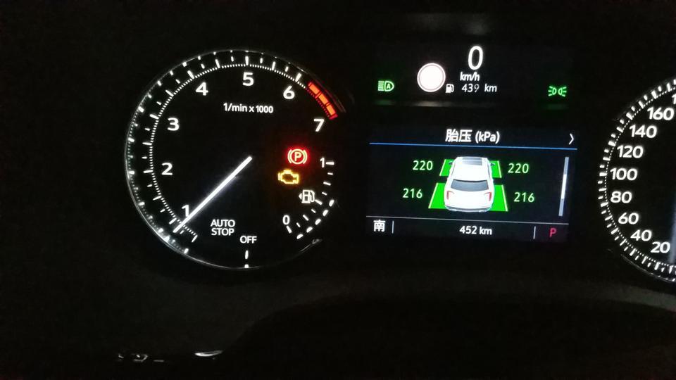 凯迪拉克xt6-四百多公里就发动机故障灯亮。到底是什么原因？