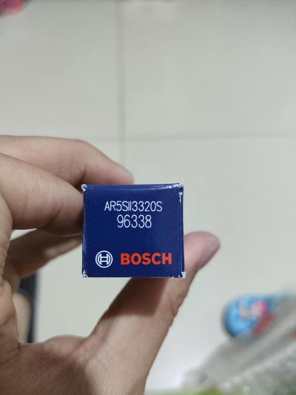荣威rx5-跑了5万多公里了，想更换火花塞，应该怎样选择，博世的可以吗，听说热值要选一样的，大家看一下我这个刚买的火花塞可以换吗