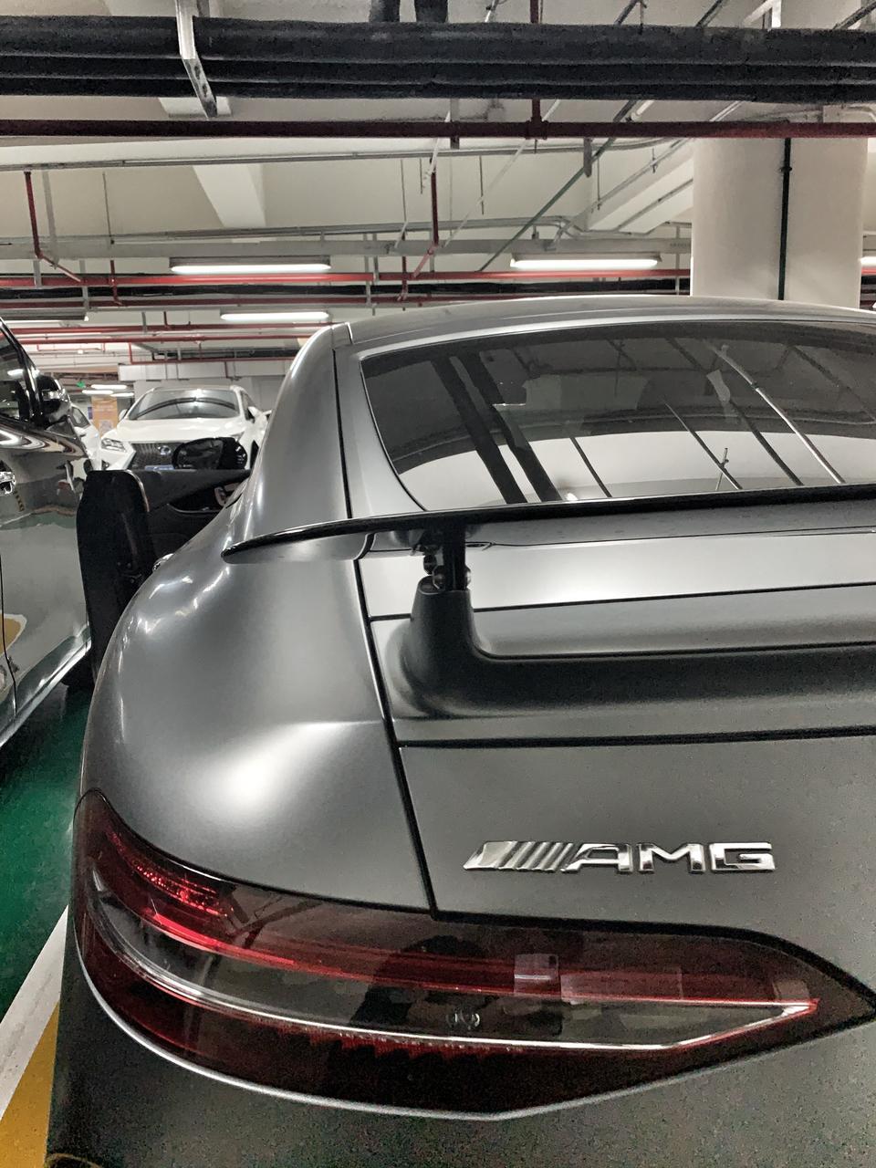 求问 amg gt50车身太高 车友们有没有推荐的避震或者短簧？想要降底盘我找了好久都没找到...求帮助！！！