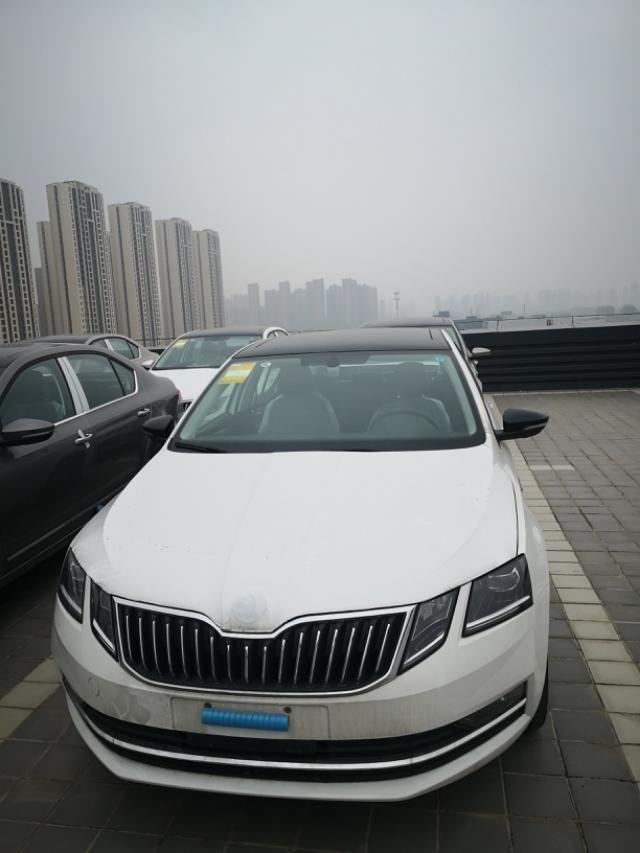 入手明锐1.4T,网评说有车内异味，各种异响，现在还有这种情况吗？