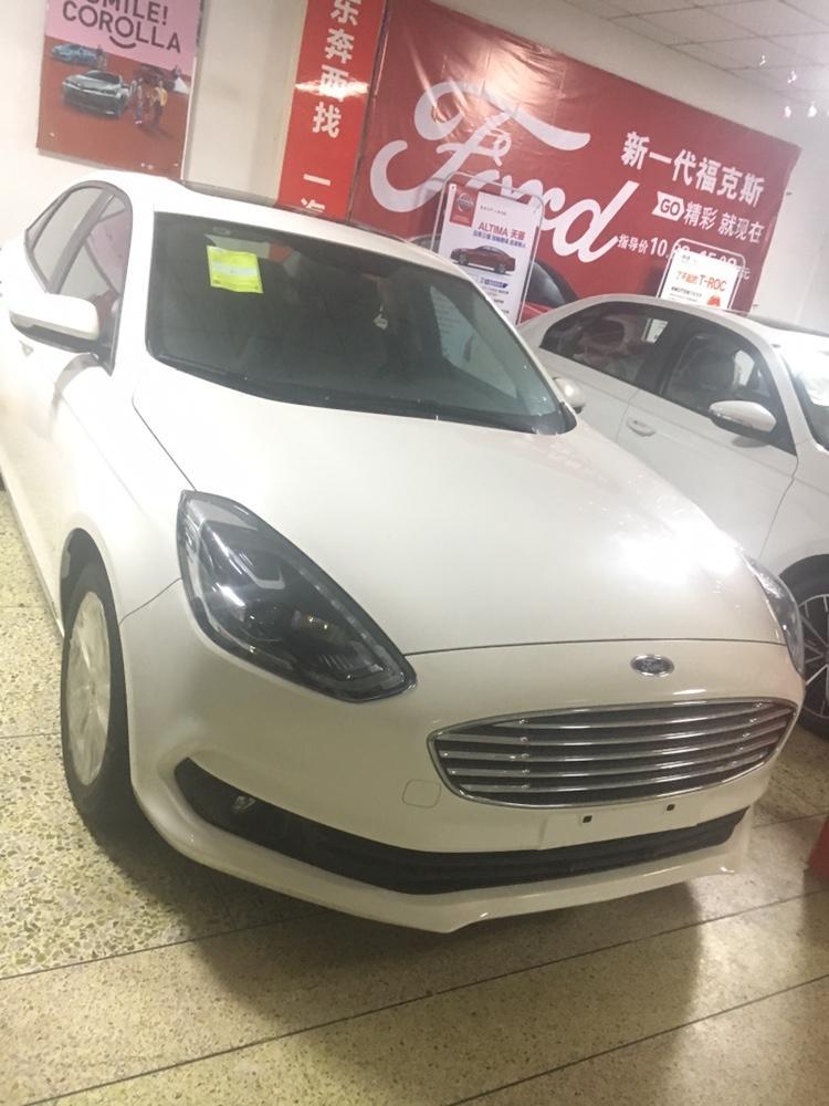 2019福特福睿斯自动悦享型裸车多少钱？？