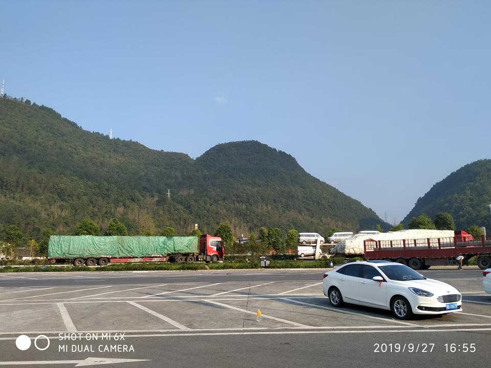 2019款改版福特福睿斯自动1.5L型悦享型后排座椅可以放倒吗？