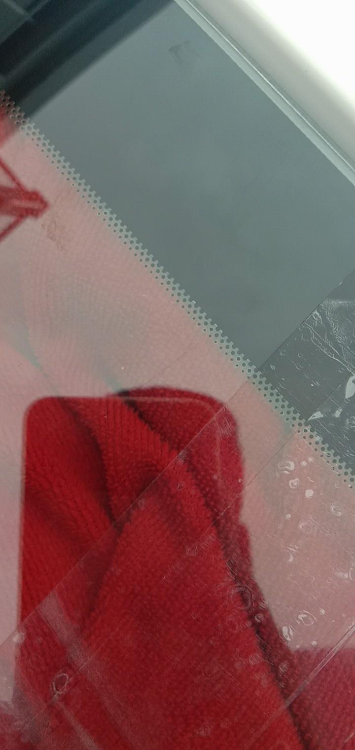 为什么一九款福睿斯的玻璃换了块福耀的怎么会裂了的什么原因了?求大神指点了、