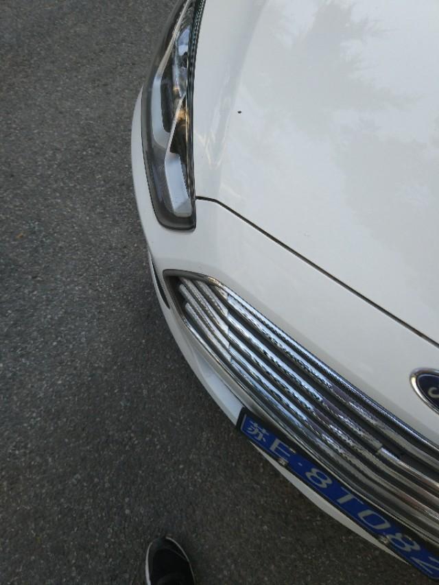 福睿斯-看看有没有这么漂亮的车。