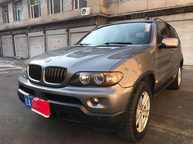 宝马x6-宝马X5-3.0、Ｍ版运动座椅黑内、全景天窗、末期版！