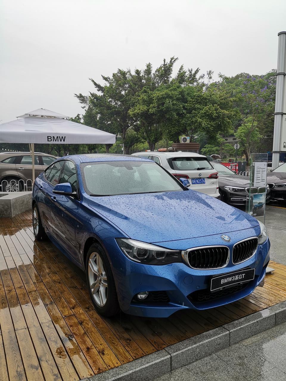 宝马3系gt-我捡漏了18款的M运动，裸车31.4，车子加装了科技包，有hud，主动刹车和自动泊车，十次保养。怎么样？
