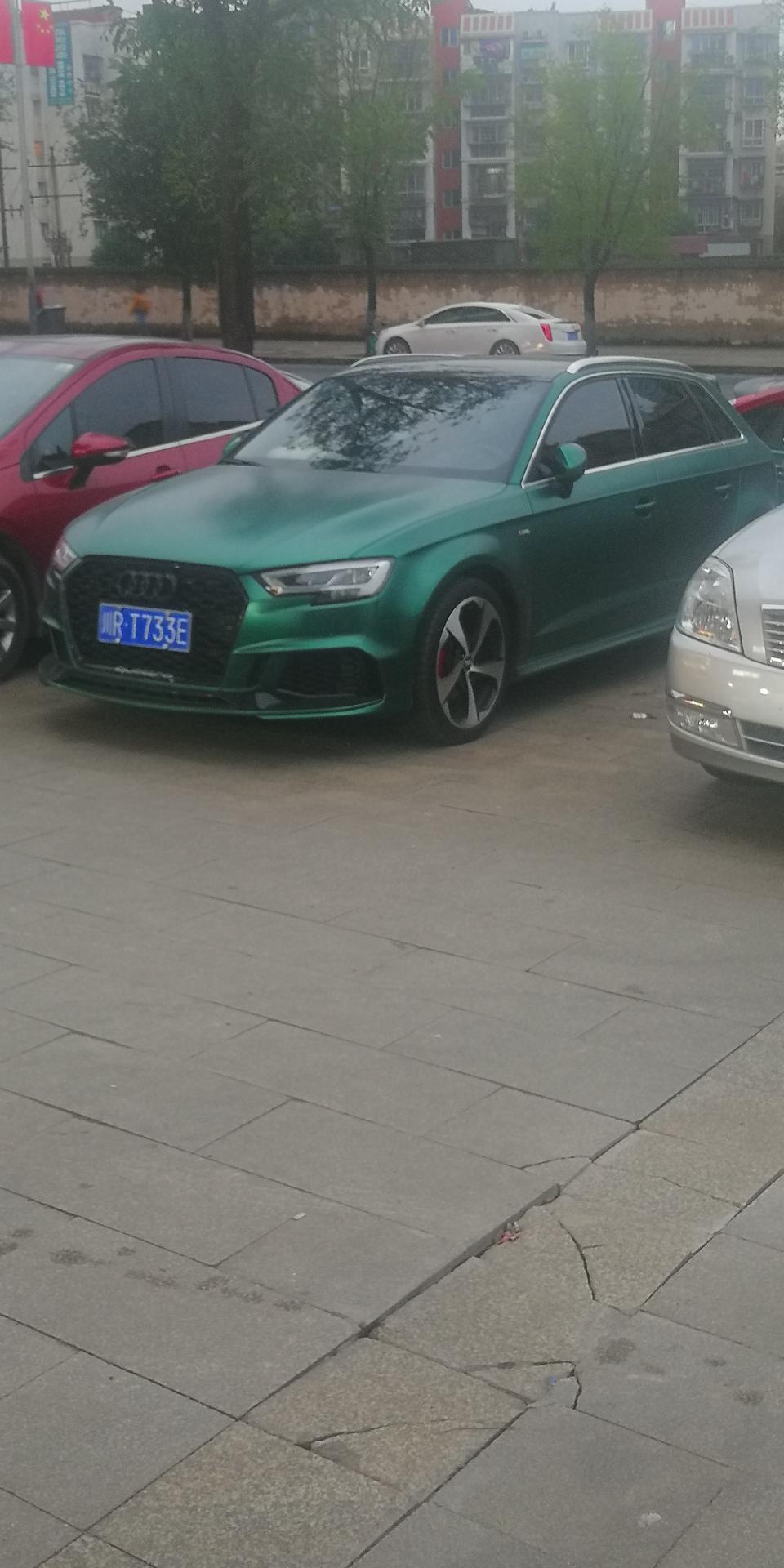 奥迪a4(进口)-这是奥迪哪一款，我不认识，可以告诉我吗
