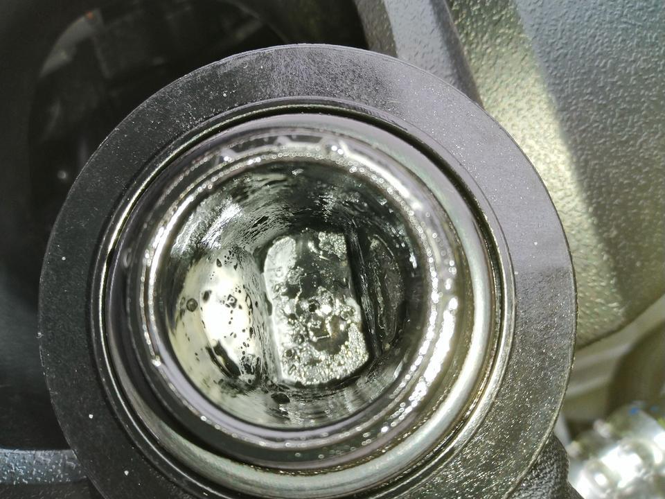 买劲客的朋友呢都看看自己的机油加注口，机油有没有乳化，尤其是机油盖内部
