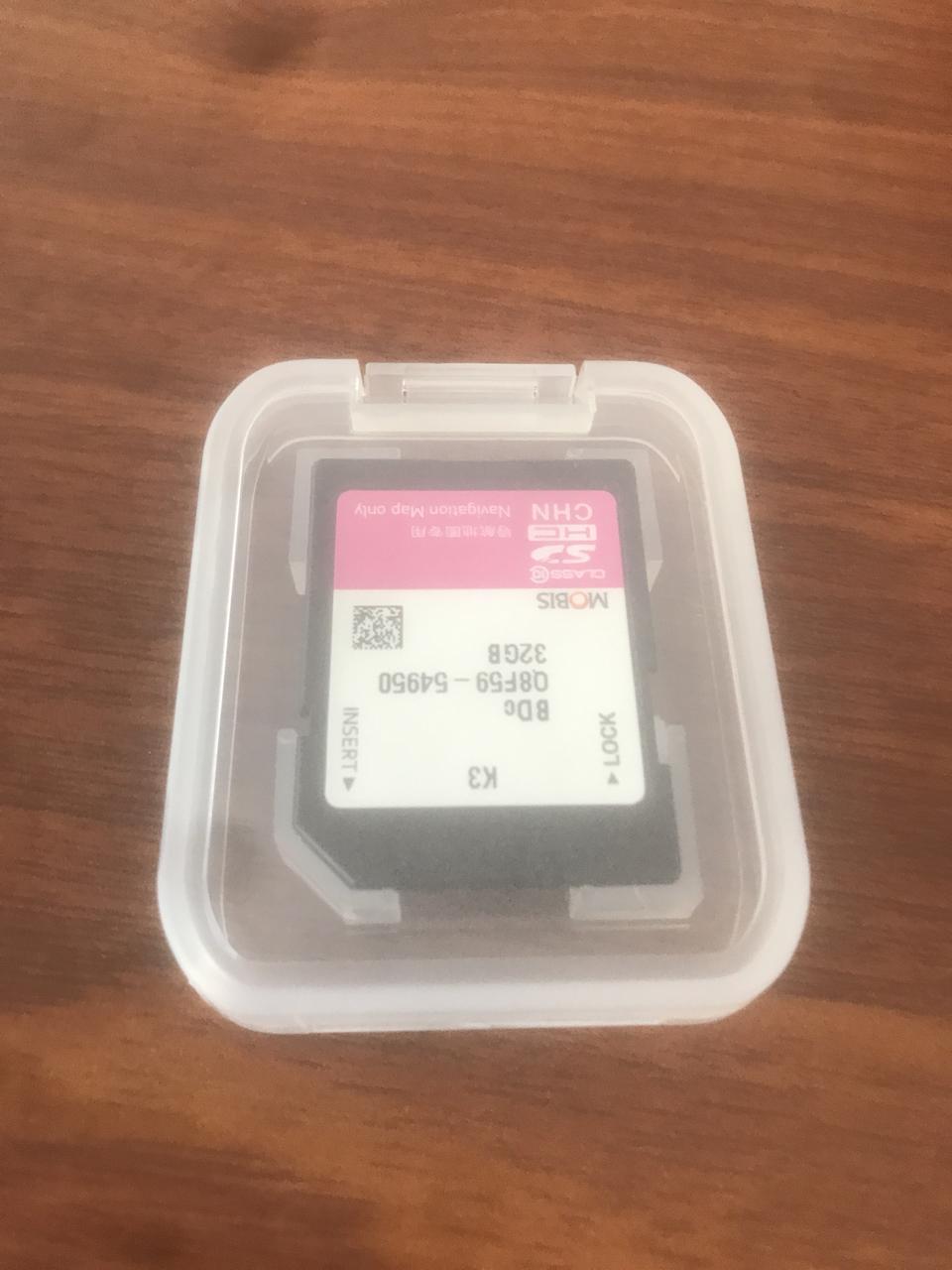 起亚k3-有谁知道这个内存卡装在哪里的吗？