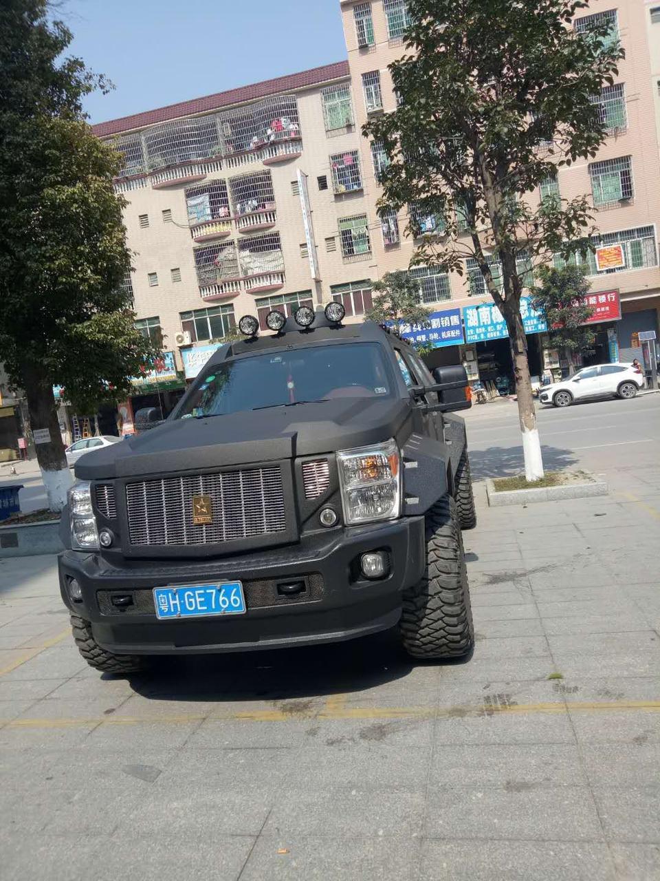 帕杰罗(进口)-大家看看这是什么车能值多少？