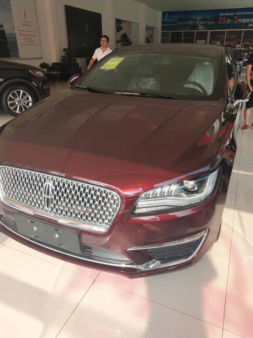 我的2018款林肯mkz尊享版，怎么用百度carlife连接安卓手机应用投射到车屏幕上。我的车子好像是sync3系统，手机数据线一连显示不让访问还是什么的，哪位大神解答一下？