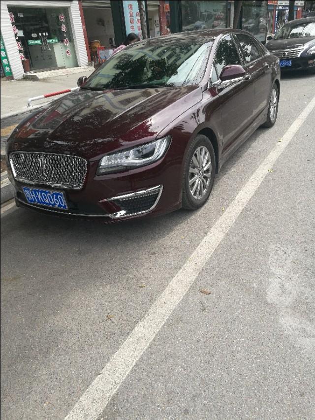 林肯MKZ大家一般综合油耗是多少？我的车子才5000公里，一般市区不堵都在10个油左右算不算高？大家一般多少