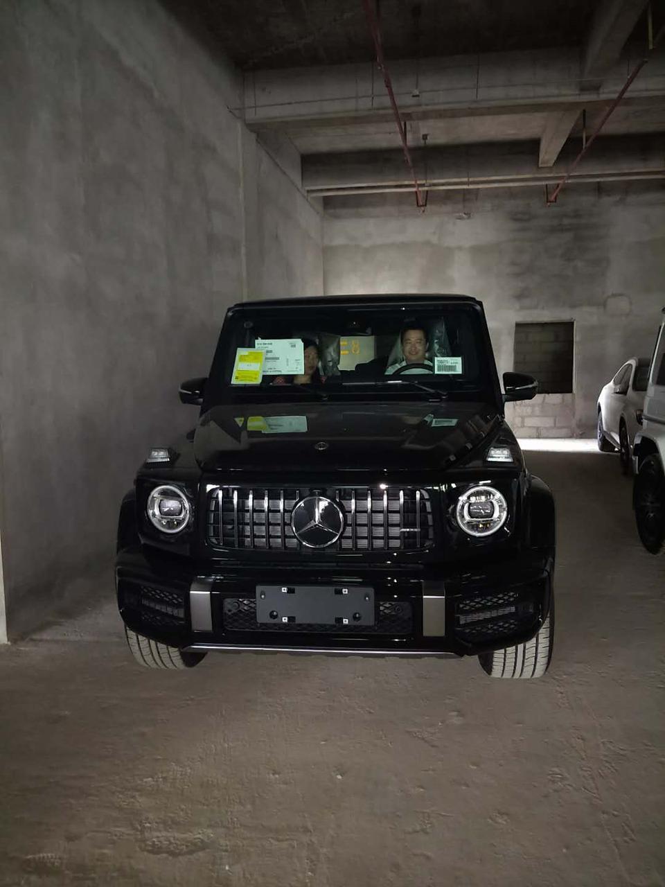 奔驰g级amg-我今天加了750的油车上显示能跑600公里！实际能跑多少！我一般在2千转以内行驶