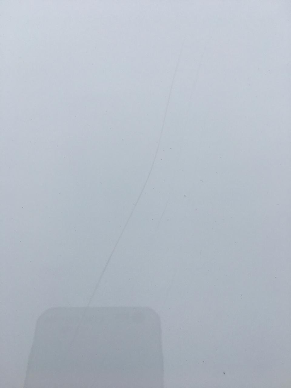 指南者-请问大神 我车盖上有个划痕迹，用什么能修好？