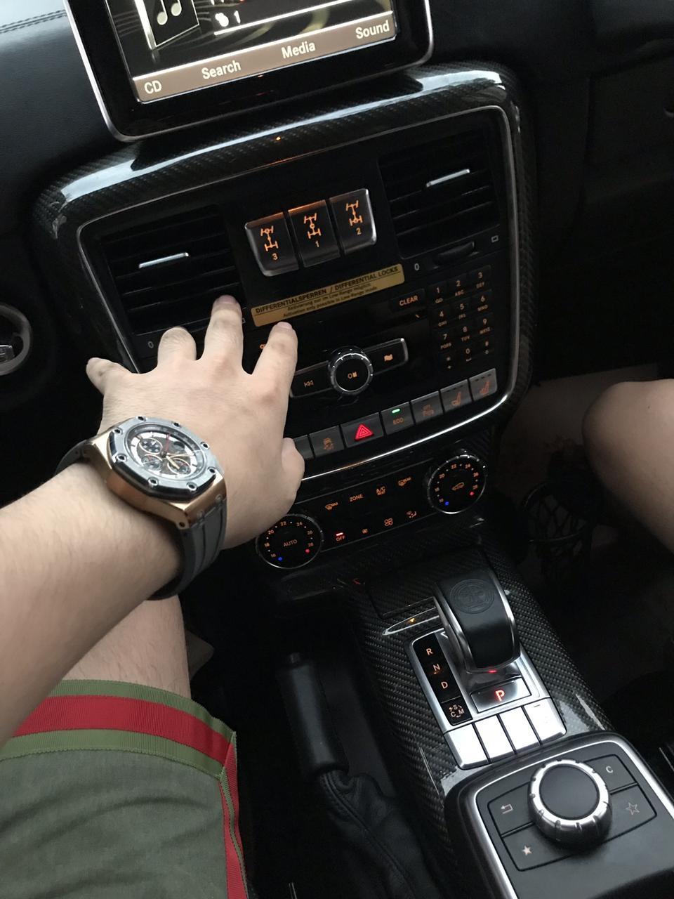 奔驰g级amg-现在入手15-18款G63划算吗  大概在什么价格收