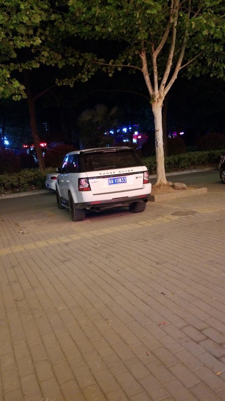 揽胜运动版-这是什么车，