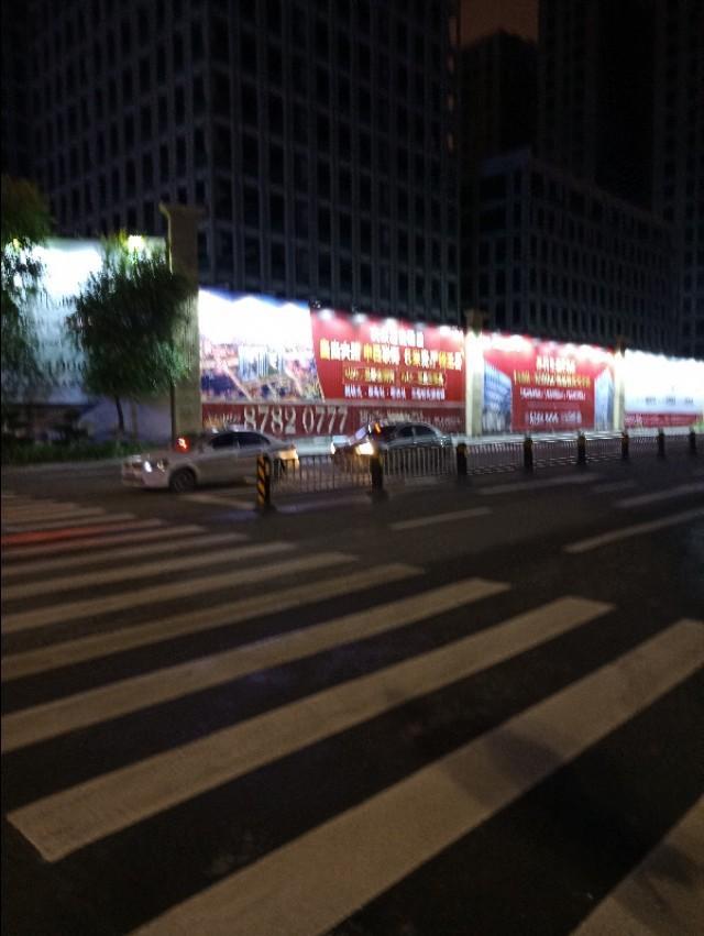 艾瑞泽5-白色车是不是压线了？会被罚款么？