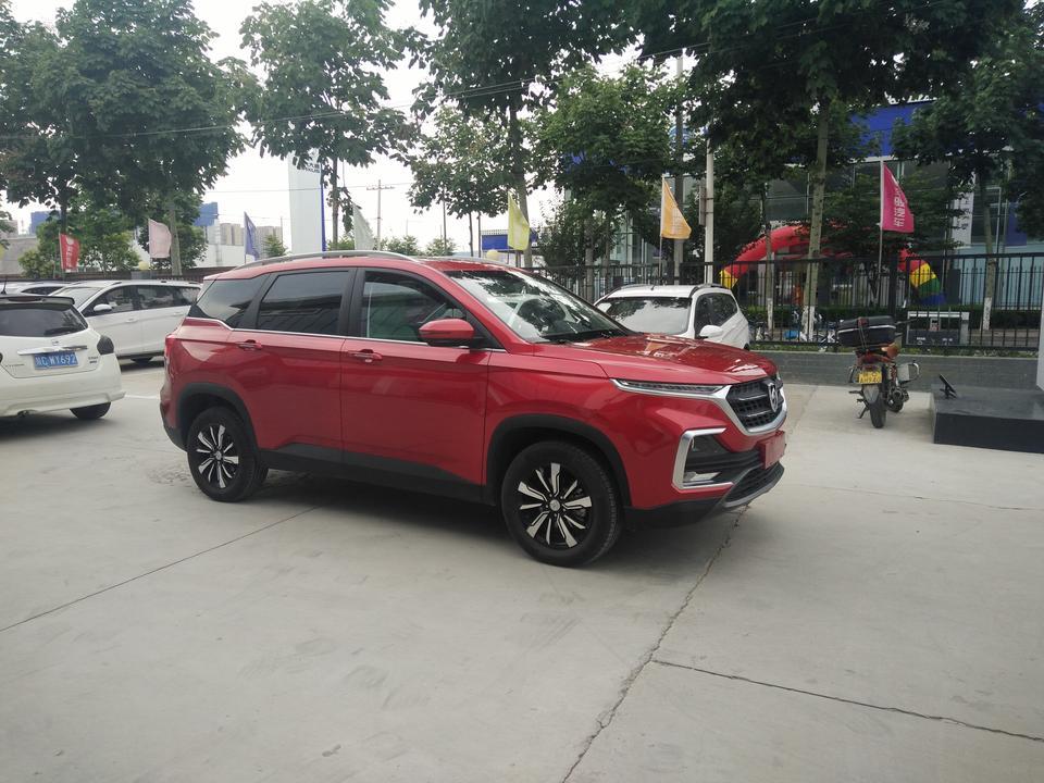 宝骏530-车辆购置税是咋算的，发票价格是76800.为啥要交7200购置税，