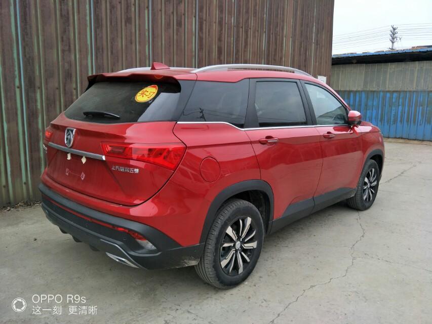宝骏530-我的是手动尊贵型。你不要盘上，怎么不显示档位？