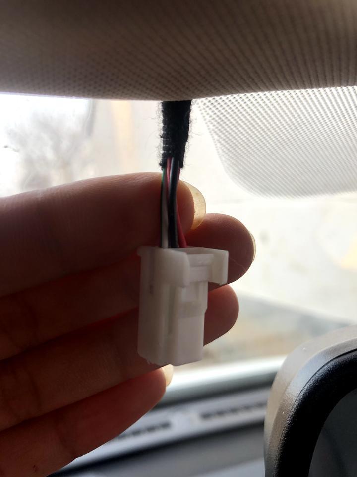 宋max-半个小时才扣出来，行车记录仪预留口怎么连接？有大神吗？
