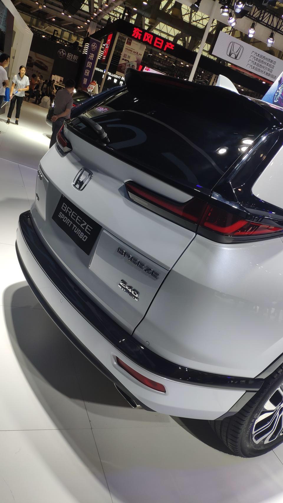 本田皓影或者CRV 混动和雷克萨斯NX200怎么选啊,好纠结，不知道是要配置还是要面子