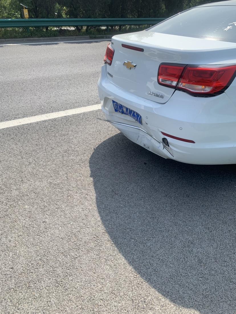 迈锐宝-这应该算小事故吧，车子的影响不大吧