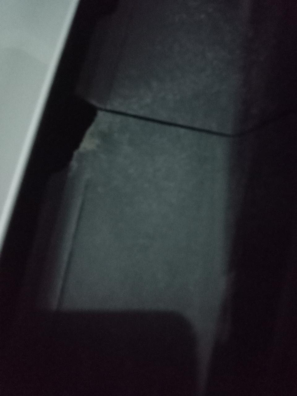 奕泽izoa-被该死点老鼠咬的洞，换新的多少钱？求帮助。