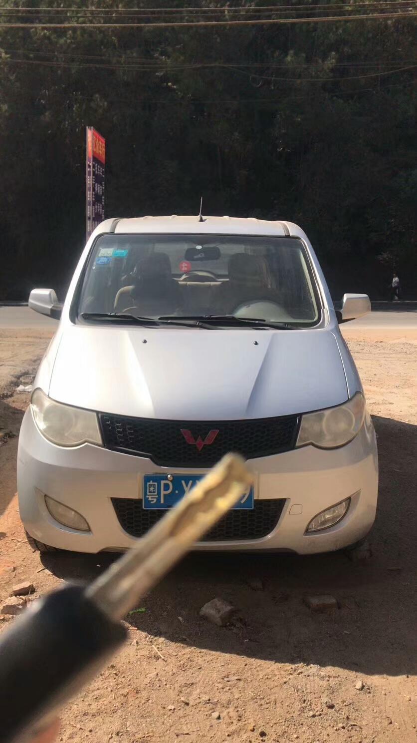 2012年5月提的车。五菱宏光1.2排量。现值多少钱