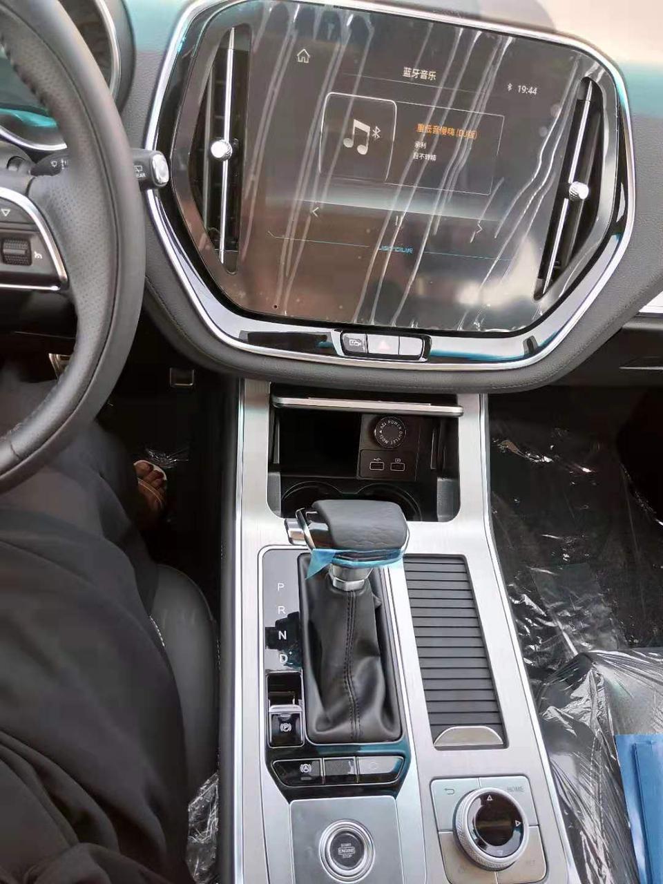 捷途x70-2020款智行昨天提的车，裸车105000，优惠很少。新手司机不知道该怎么度过磨合期，朋友说必须上高速拉拉车，120～130跑他个一小时，还有说要温柔点开，不能过度用车。真不知道该听谁的。大哥们，你们的车都是怎么过来的，给小弟点建议??