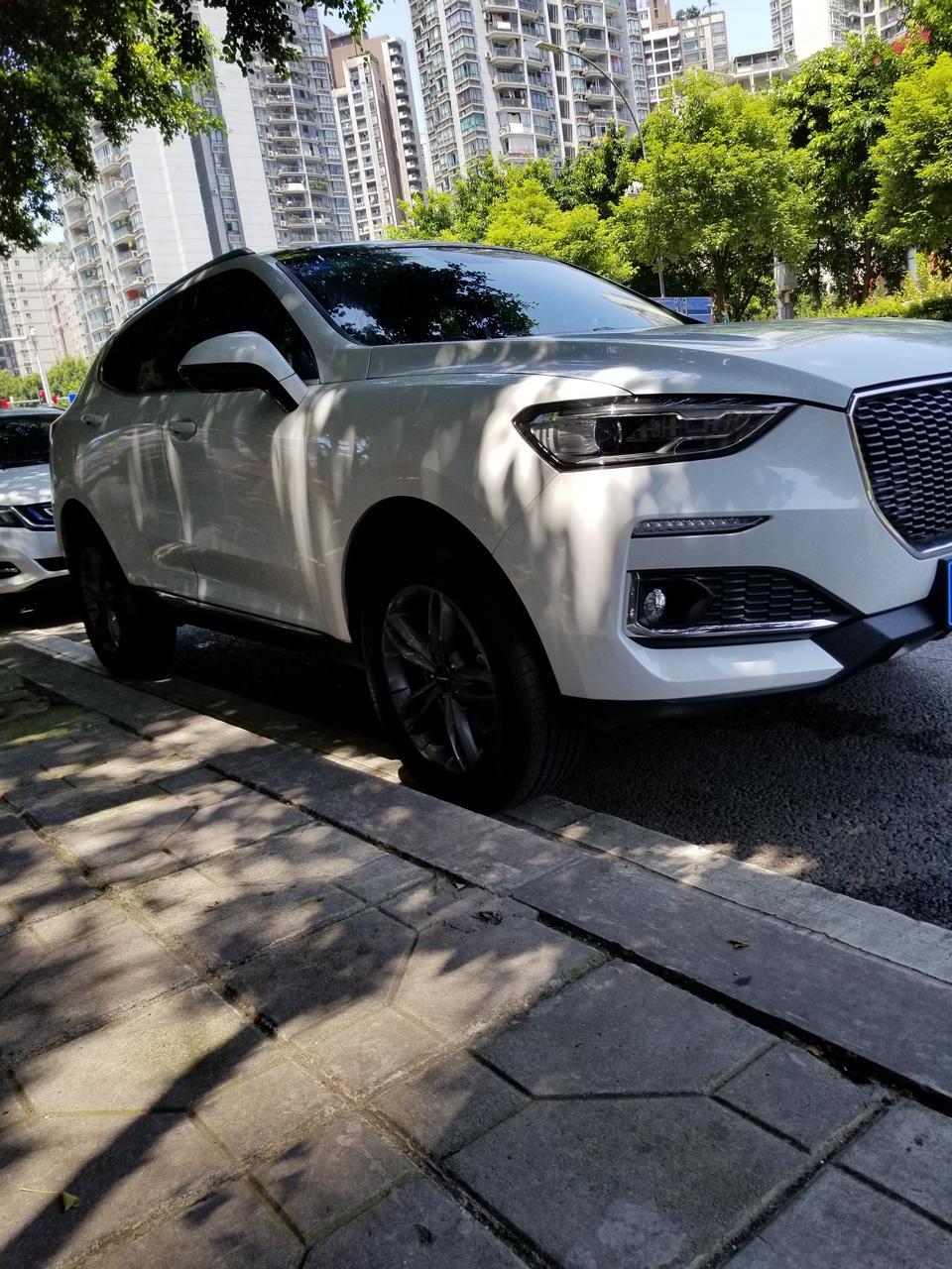 哈弗F5 i潮款，车钥匙长按锁车键和解锁键为什么不能升降车窗？后备箱按钥匙?也打不开？是没有这个功能吗？