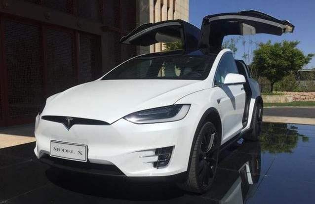 model x-刚订制了一台100D的X 3月底之前车到，在拿到车之前我需要做什么准备吗？希望买过的车主给一些意见