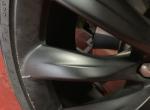 特斯拉Model X 的22寸轮毂有两种黑色吗？一种磨砂的，一种亮面的？