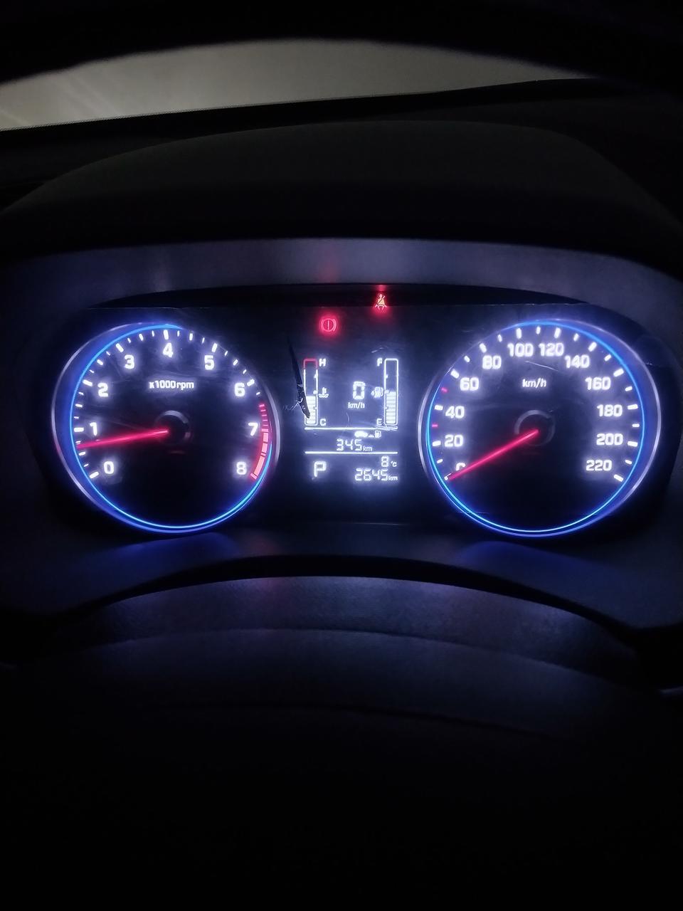 现代ix25-新车两个月打着火转速800正常吗？