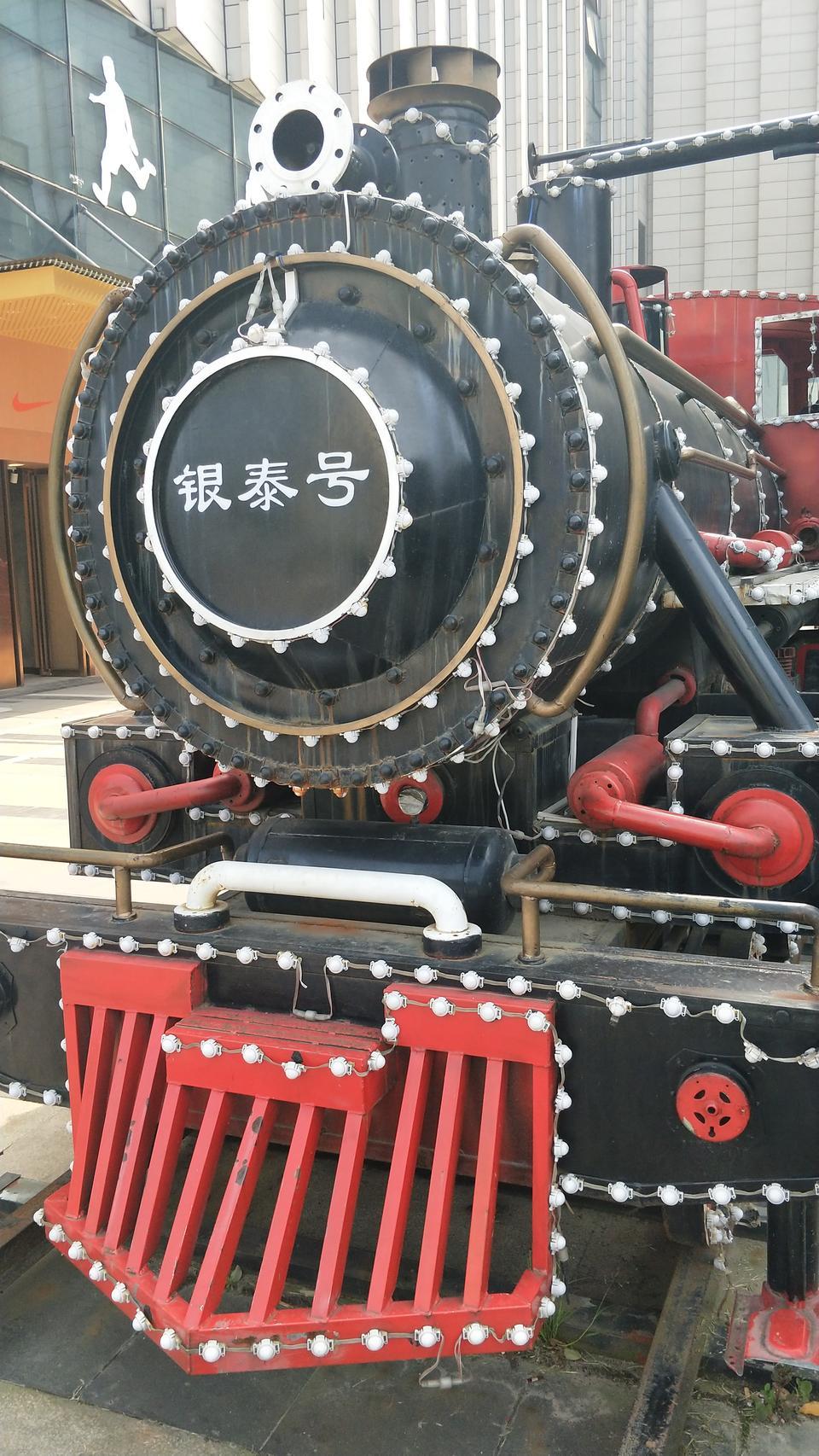 现代ix25-各位湿傅们。开车到其他城市不知道限号的情况下，行驶在市区里，有木有什么问题，或者是违法行为？