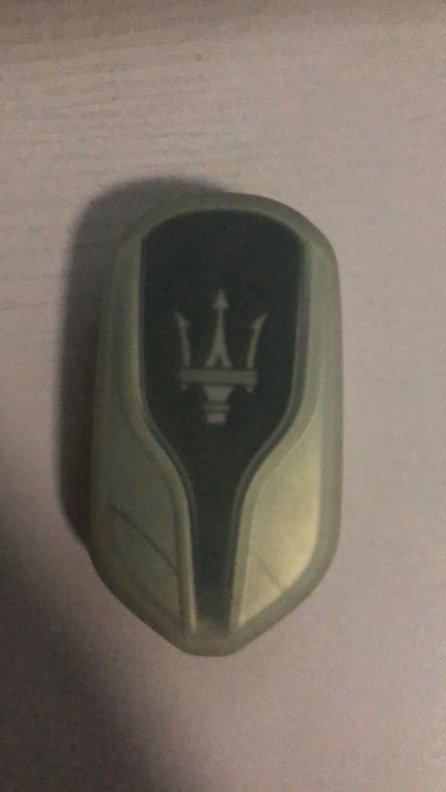玛莎拉蒂Ghibli转弯打死了就发出很响的咯咯咯的响声，各位大佬是正常的吗