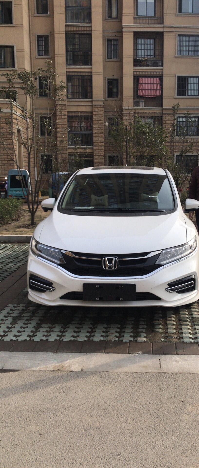 杰德1.5T，发动机抖动，停车在车里明显脚可以感觉出来……你们的抖吗？