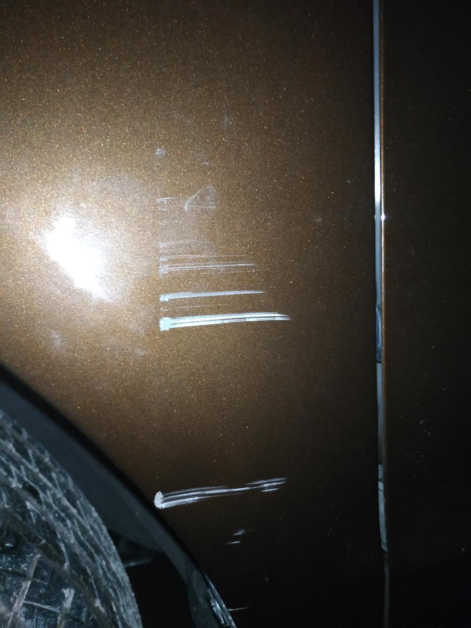 远景x6-新买个把月的远景被自己剐蹭到漆面了！不敢走保险！自费要多少钱？谢谢车友们告知！