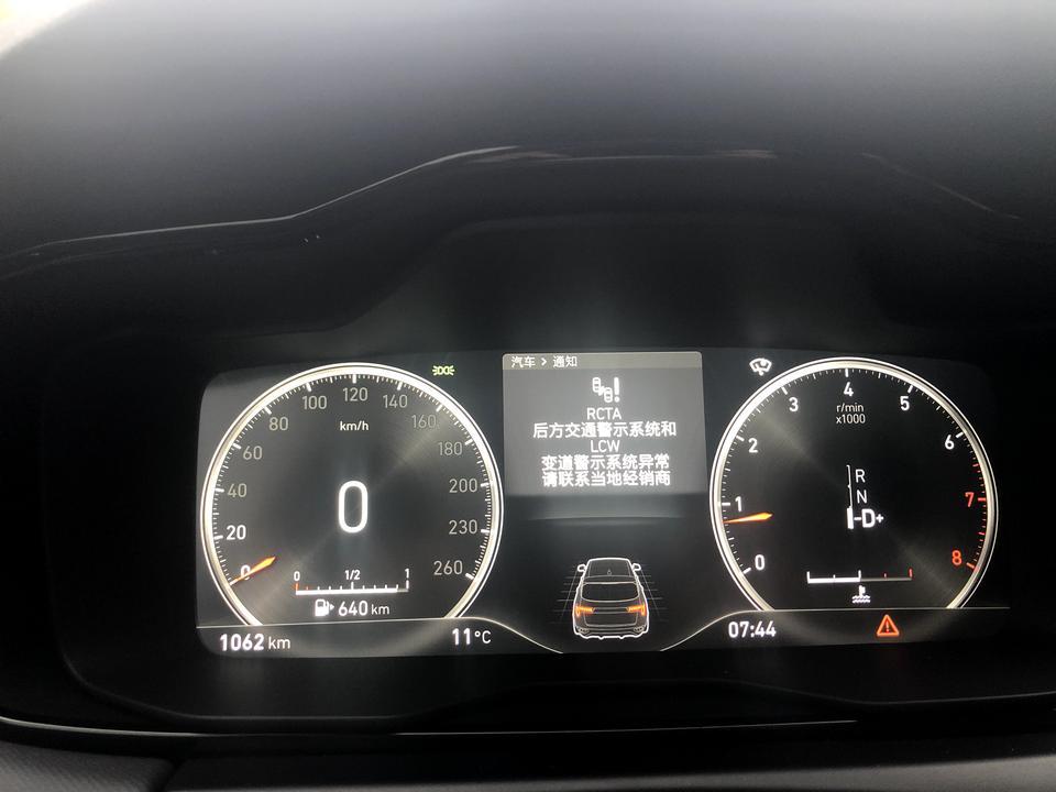 领克01变道警示异常，每次开个20多分钟出现，重启就好，有遇到过吗